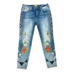 Driftwood beautifully embroidered Jackie jeans in size 29